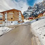Sublime Modern Family Of 2 Bedrooms Apartment Leukerbad