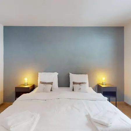 Sublime Modern Family Of 2 Bedrooms Apartment