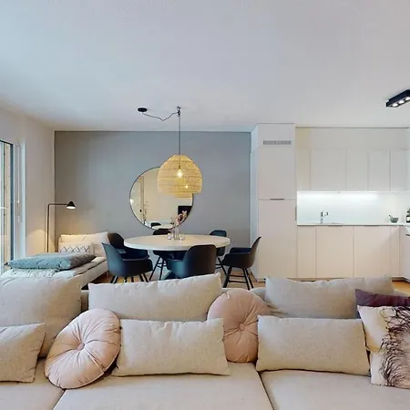 Апартаменты Sublime Modern Family Of 2 Bedrooms Лойкербад