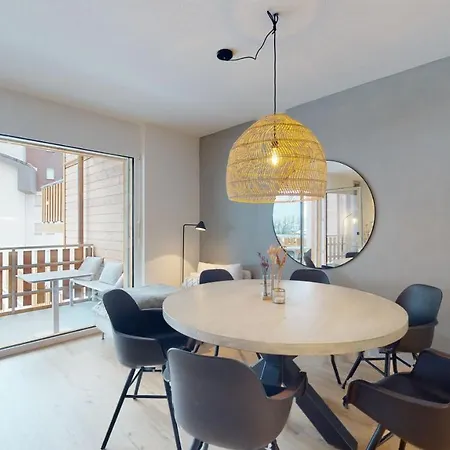 Апартаменты Sublime Modern Family Of 2 Bedrooms *