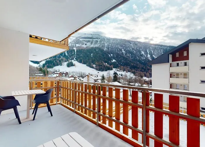 Apartment Sublime Modern Family Of 2 Bedrooms