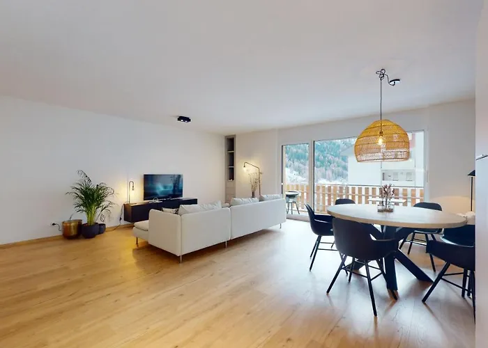 Sublime Modern Family Of 2 Bedrooms