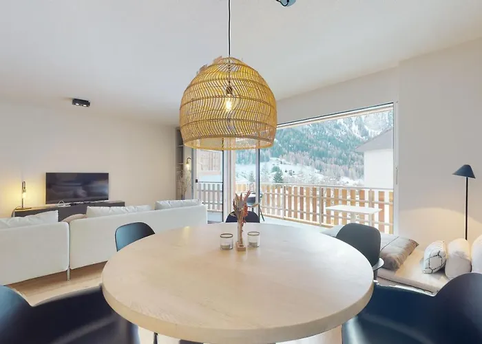 Sublime Modern Family Of 2 Bedrooms