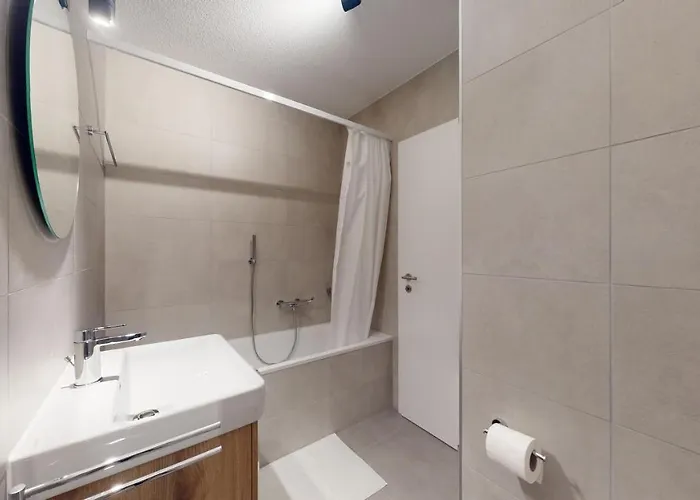 Apartment Sublime Modern Family Of 2 Bedrooms